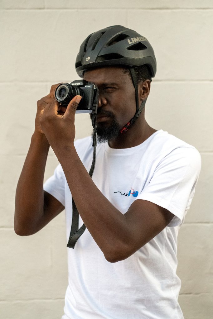 Het Verzetje 1 Het Verzetje Laziel camera shirt